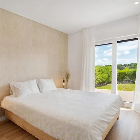 Casa Da Vinha בית נופש אובידוס